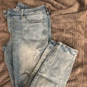 Distressed Next Level Jegging Jeans!